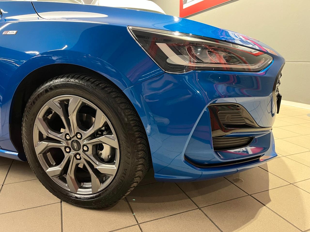 Ford Focus 1.0 EcoBoost Hybrid 125 CV 5p. ST-Line