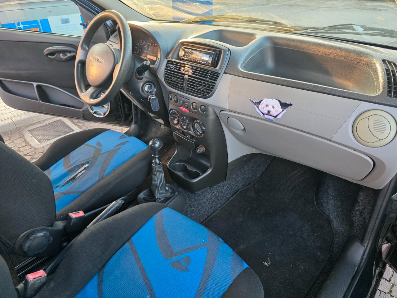 Fiat Punto 1.2i cat 3 porte Verve con 175.000km Neopatentati ok