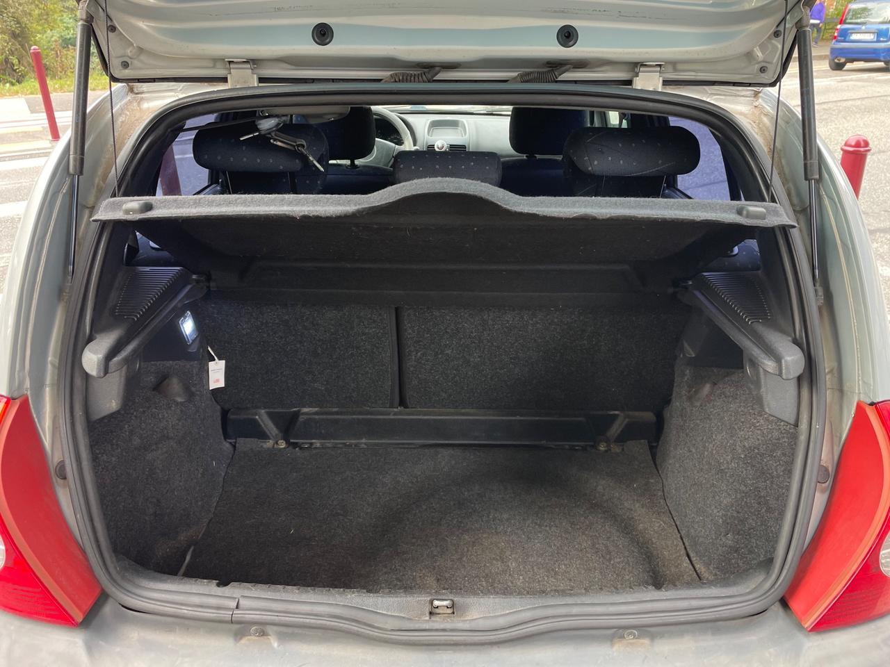 Renault Clio 1.2 cat 5 porte Limited/GARANZIA