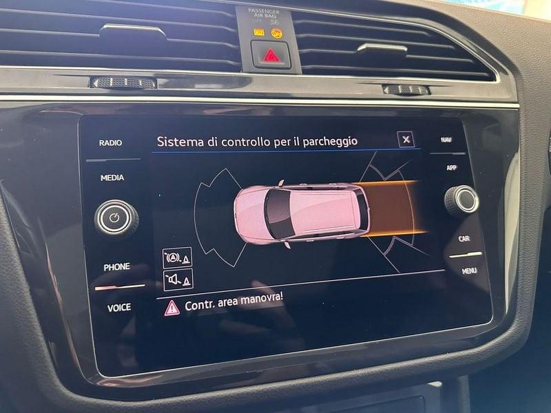 Volkswagen Tiguan 2.0 tdi R-Line 4motion 150cv dsg