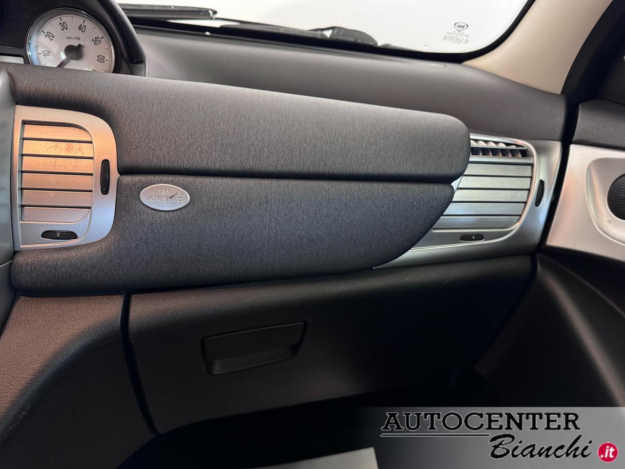 Lancia Ypsilon 3 Porte Ypsilon 1.2 8v