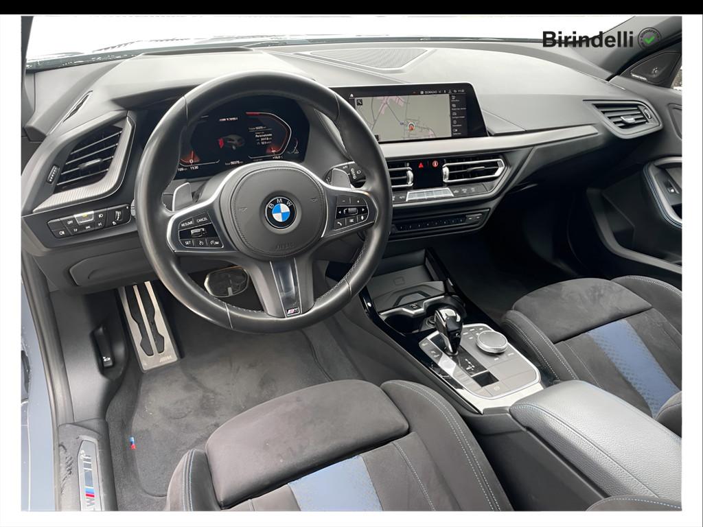 BMW Serie 1 (F40) - M 135i xDrive