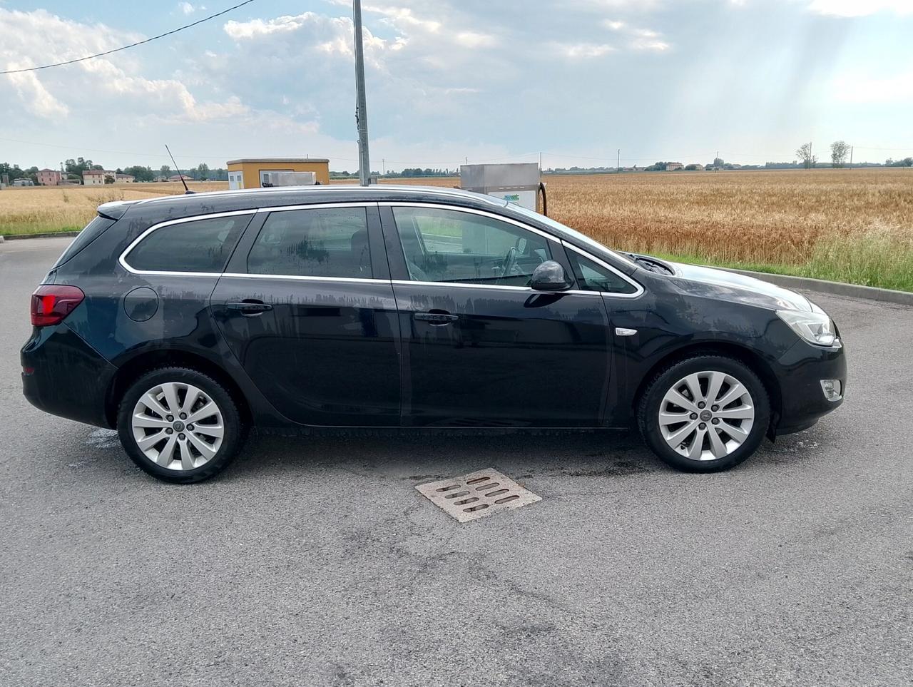 Opel Astra 1.7 CDTI tutta tagliandata Opel perfetta pari al nuovo unica proprietaria