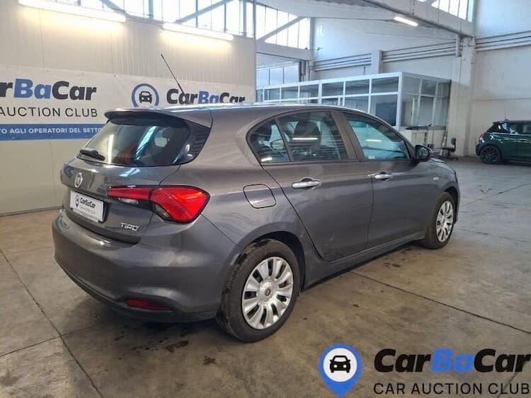 Fiat Tipo 1.3 Mjt S&S 5 porte Easy ( solo 84600 km )