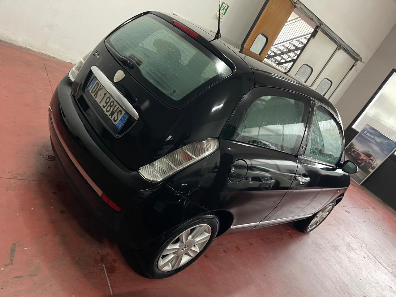 Lancia Ypsilon 1.2 Oro Giallo