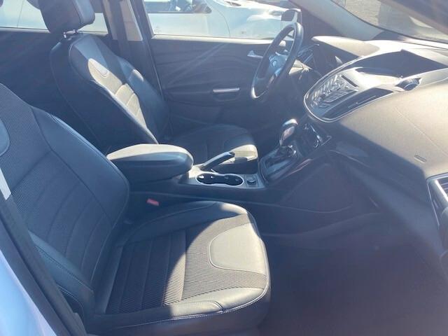 Ford Kuga 2.0 TDCI 163 CV 4WD Powershift Titanium