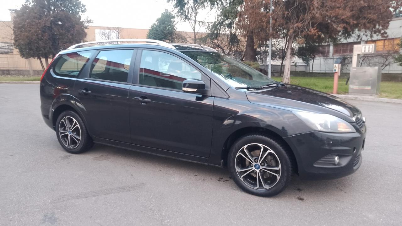 Ford Focus 1.6 TDCi (110CV) SW Tit. DPF neop 13