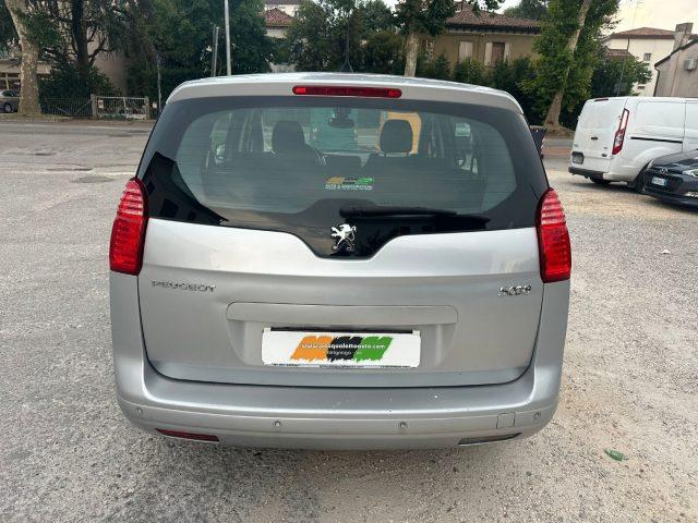 PEUGEOT 5008 7 posti ! 1.6 HDi 110CV Tecno