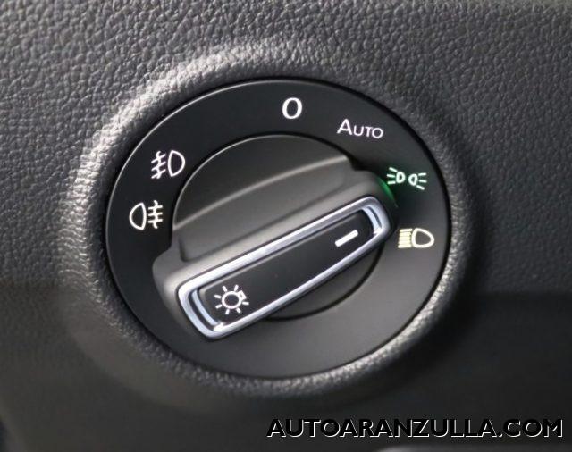 VOLKSWAGEN T-Roc NEW 2.0 R-Line TDI 150CV DSG Navi - Fari IQ Led
