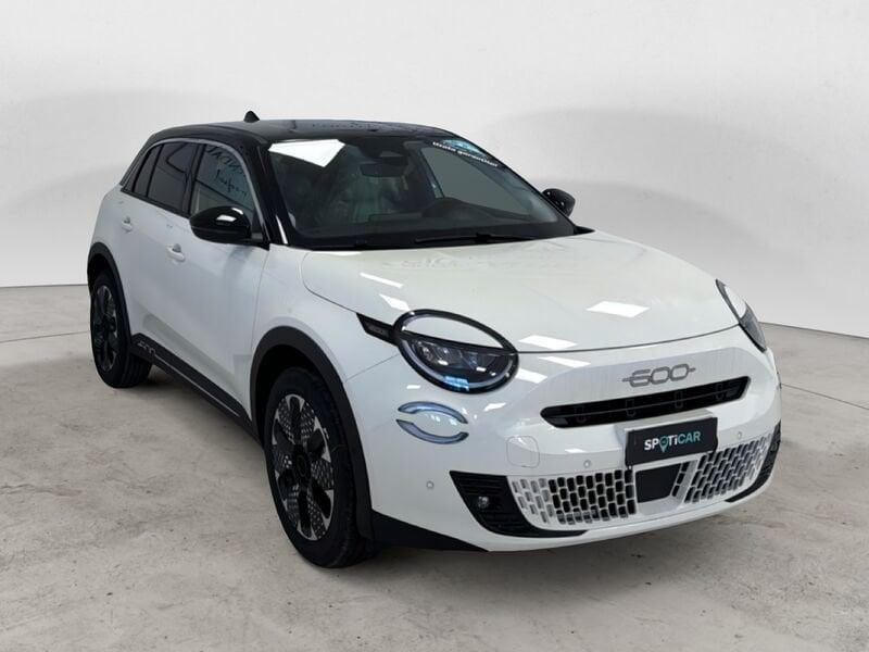FIAT 600 600 Hybrid 110 CV DCT MHEV La Prima II