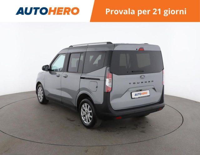 FORD Tourneo Courier 1.0 EcoBoost Titanium