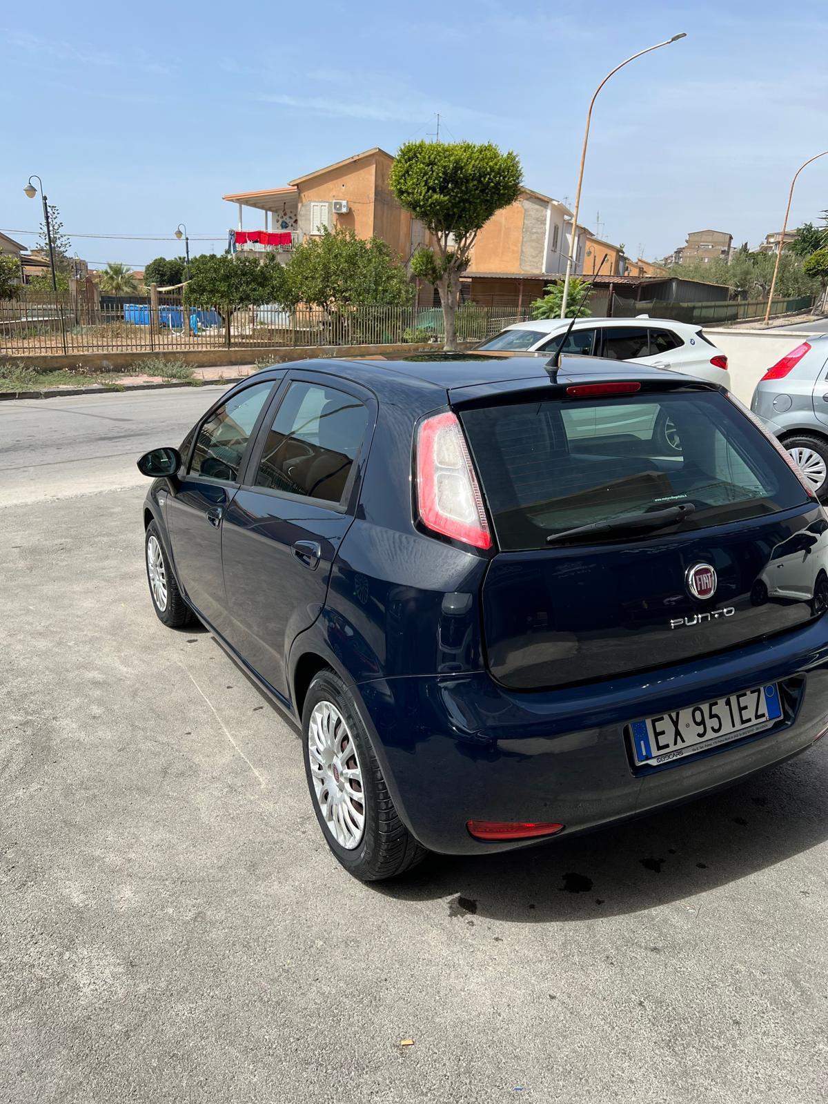 Fiat Punto young 1.3 MJT II 75 CV