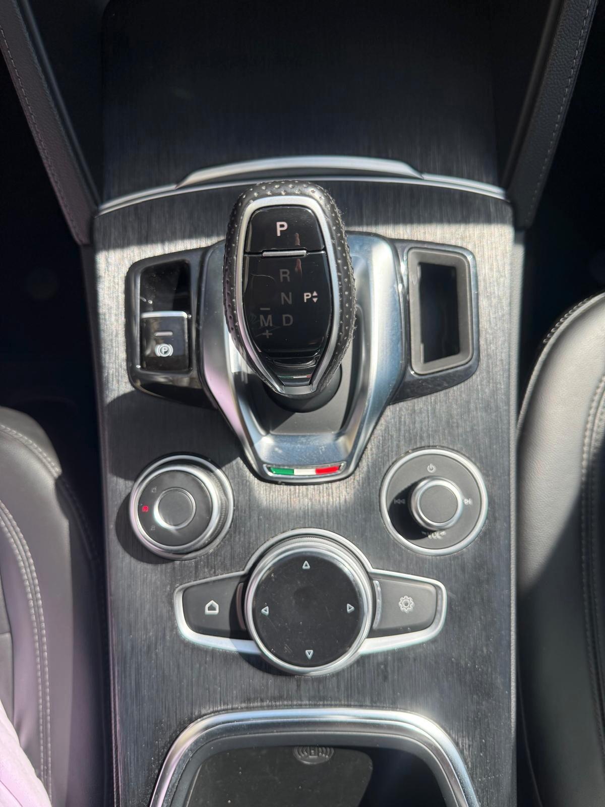 Alfa Romeo Stelvio 2.2 Turbodiesel 190 CV AT8 RWD Executive 2021 IVA
