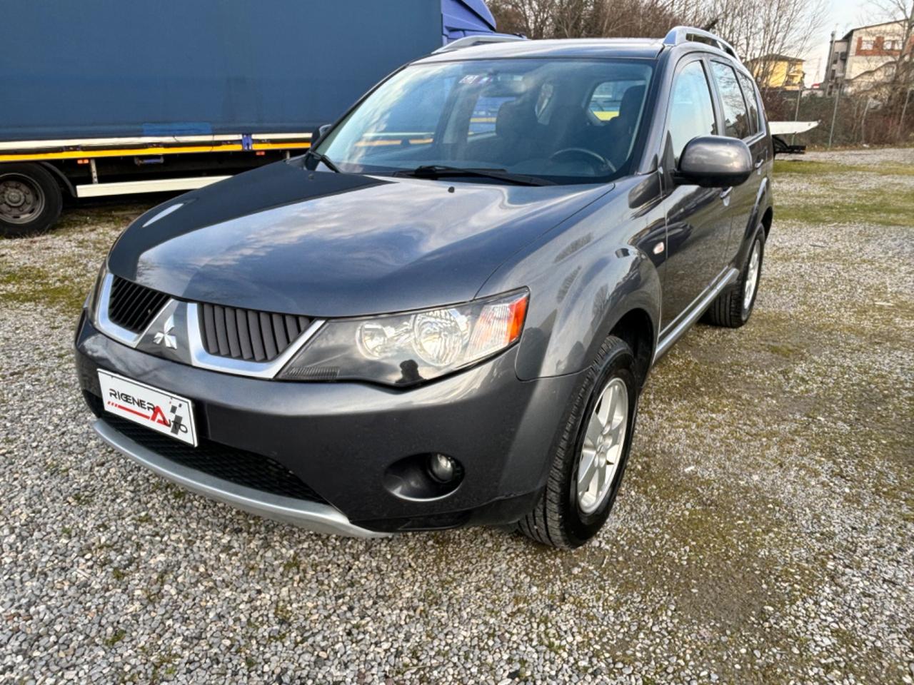 Mitsubishi Outlander 2.0 DI-D Intense DPF