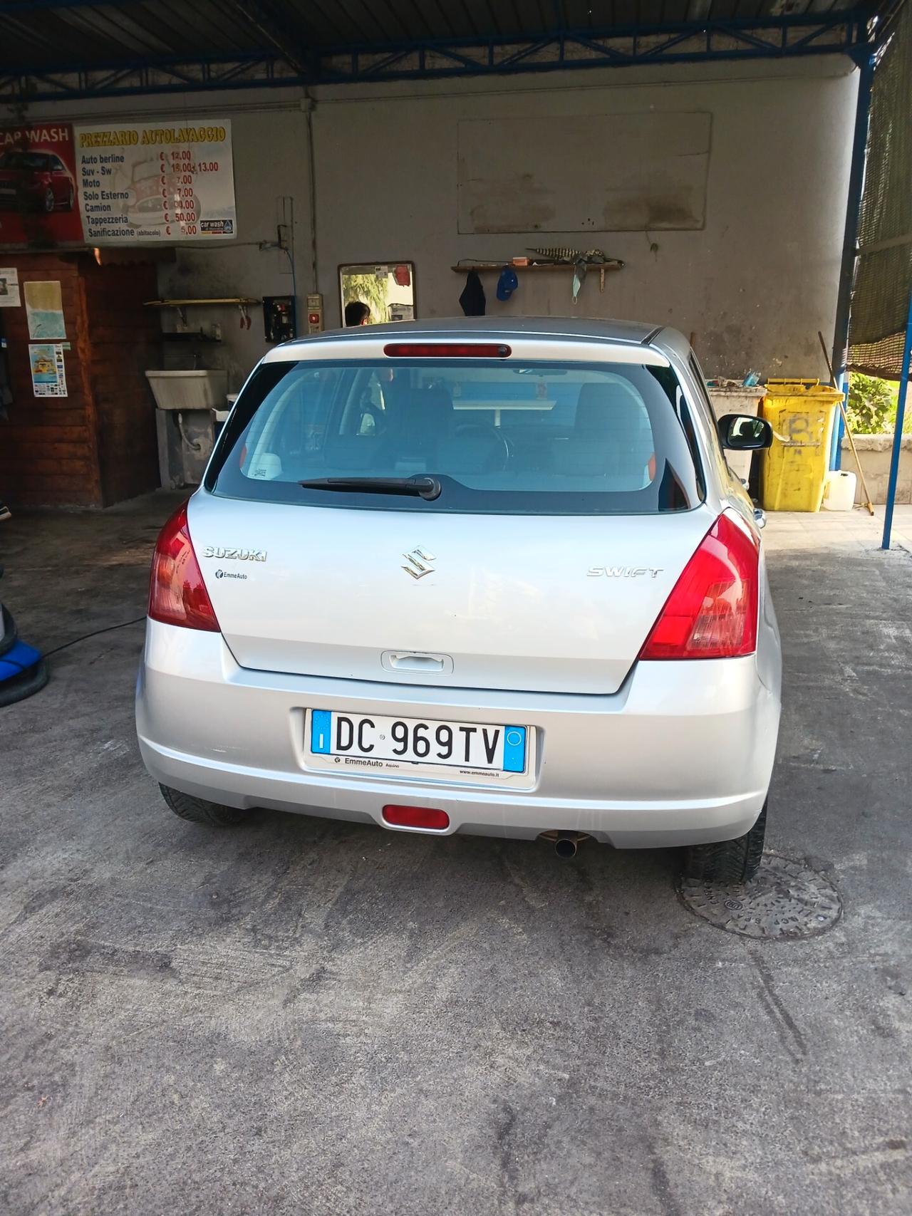 Suzuki Swift benzina-gpl