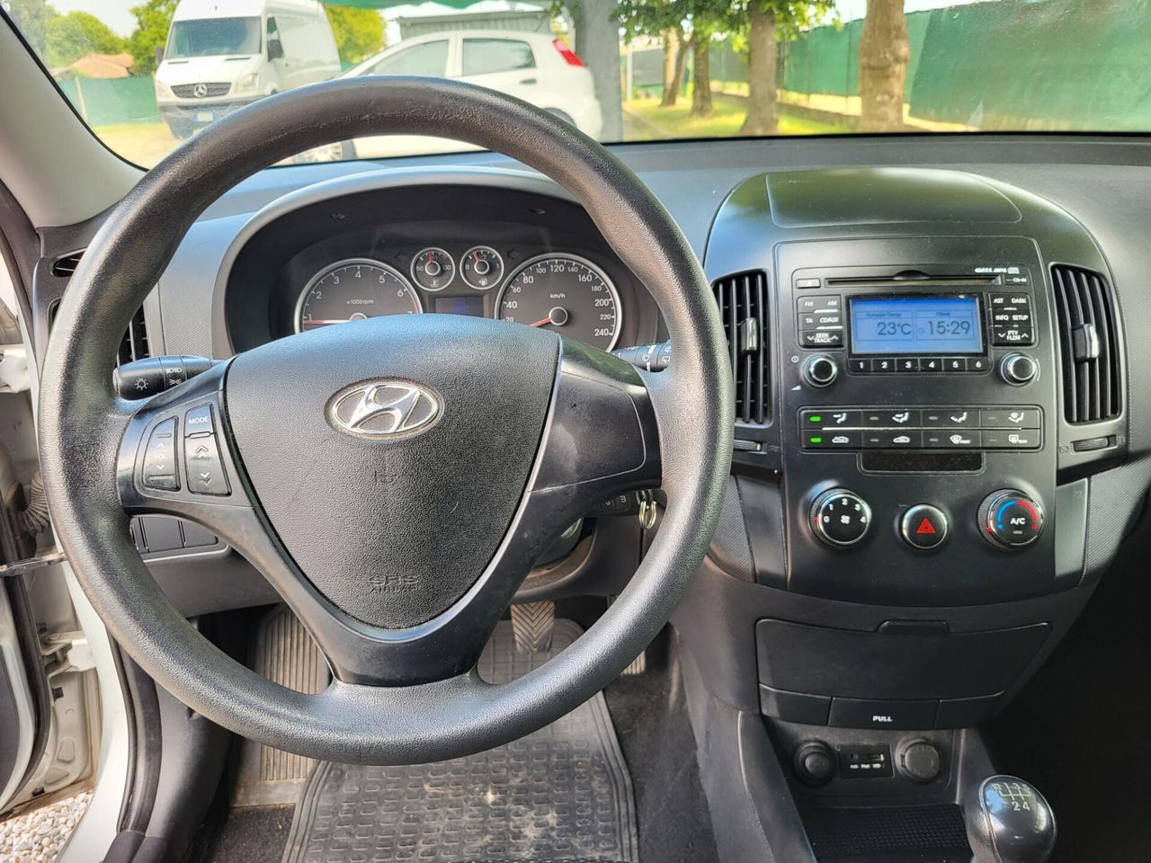 Hyundai i30 1.4 16V 109CV 5p. BlueDrive GPL