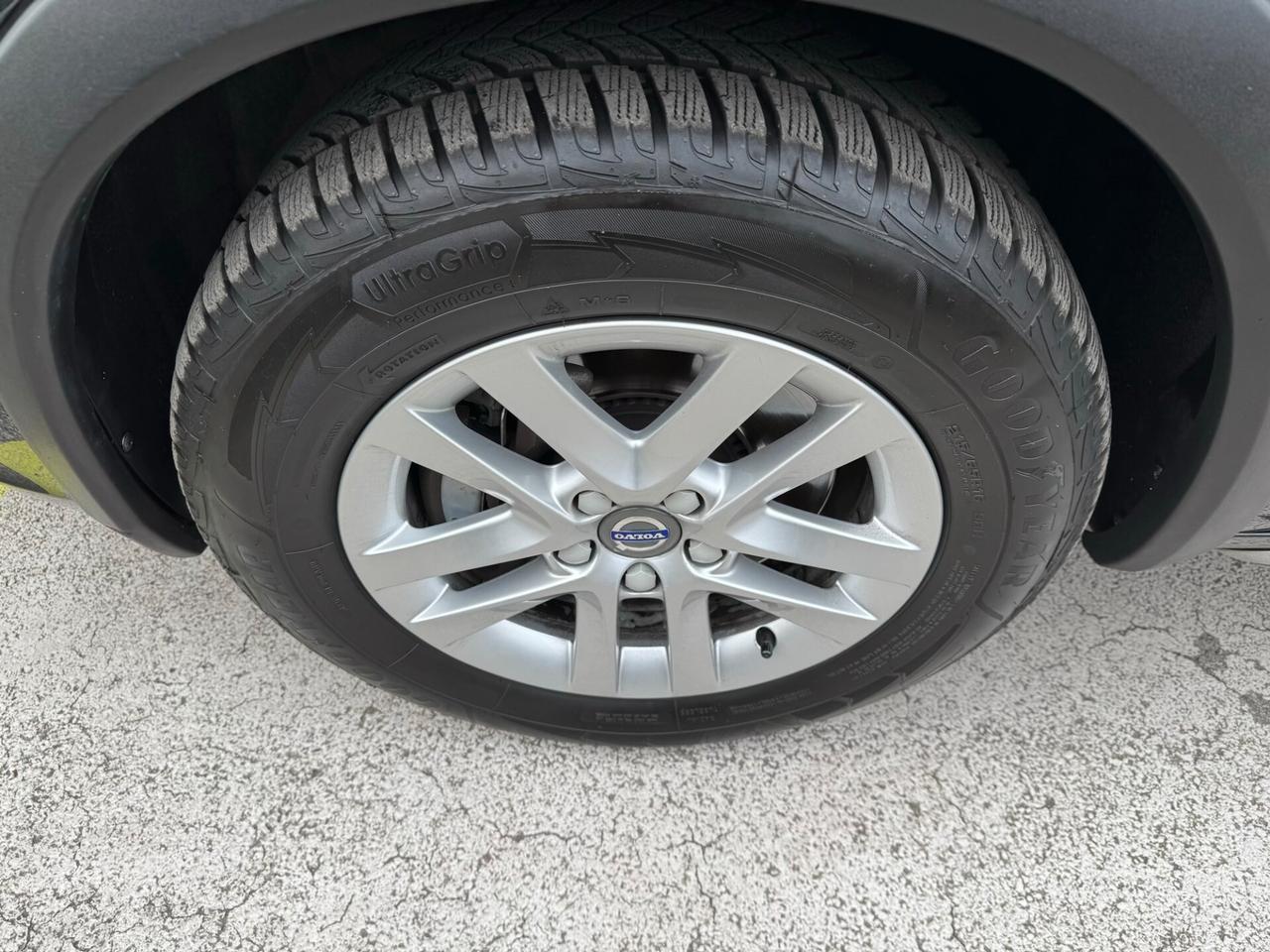 Volvo V60 CrossCountry D3 Business gear GARANZIA24