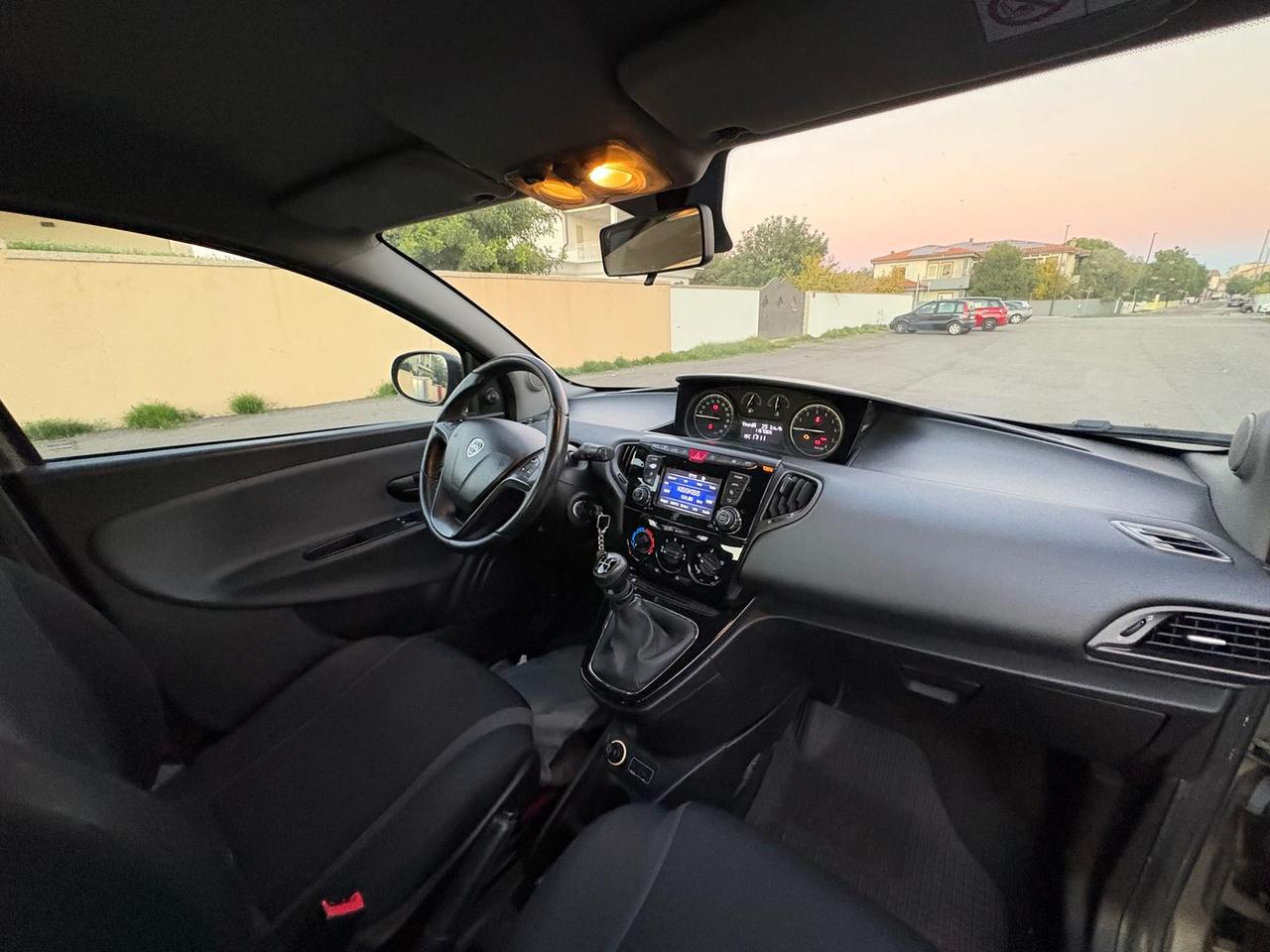 Lancia Ypsilon 1.2 Silver #7851