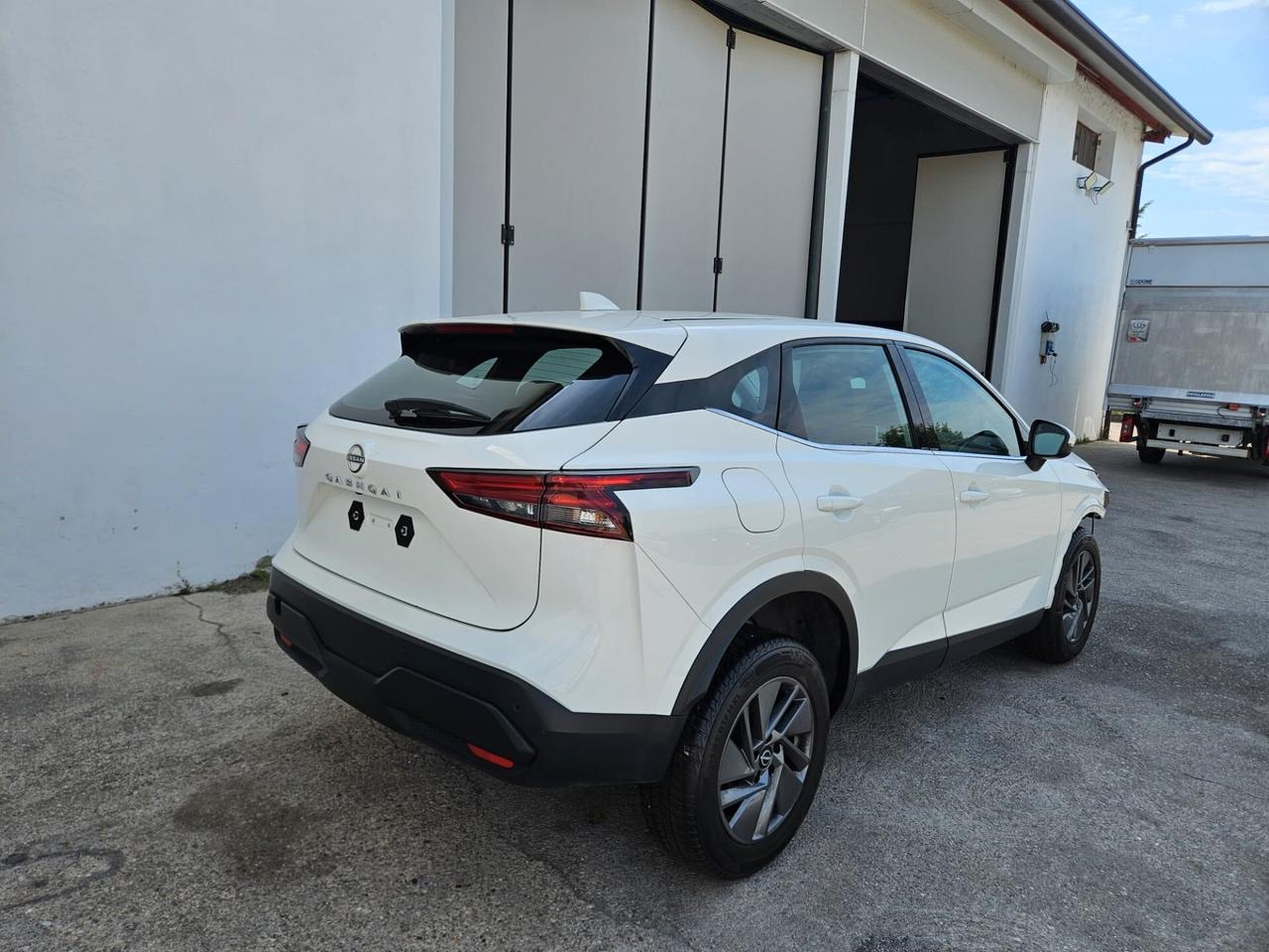 Nissan Qashqai 1.3 mhev 2wd 158cv xtronic START INCIDENTATA