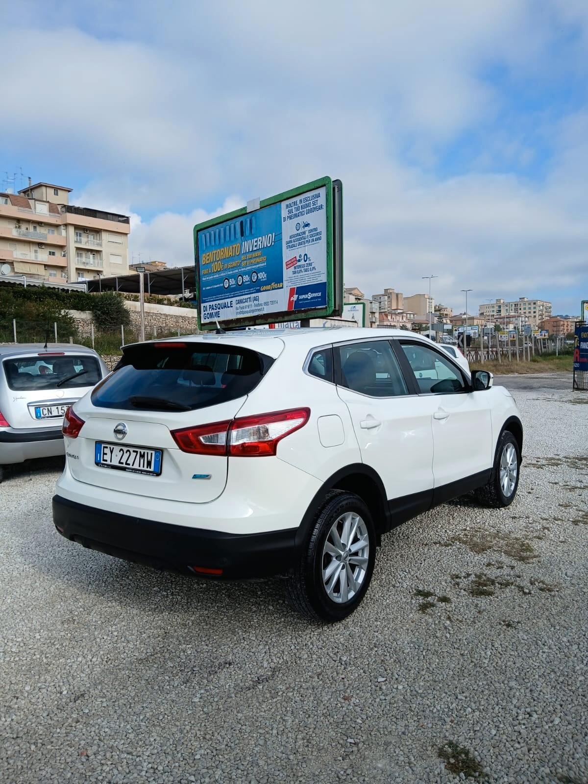 Nissan Qashqai 1.5 dCi Visia