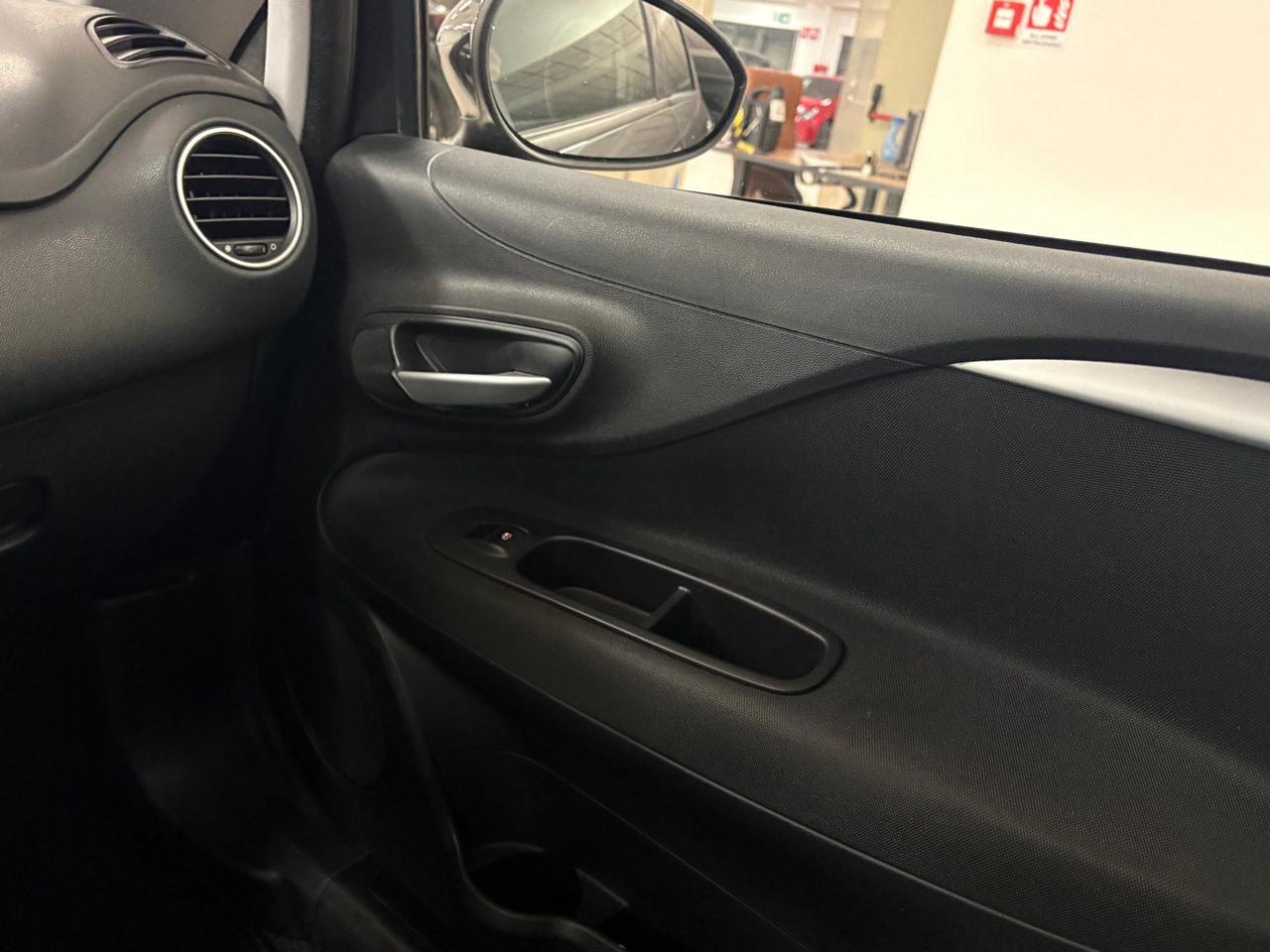 Fiat Punto 5p 1.4 easypower Lounge Gpl E6