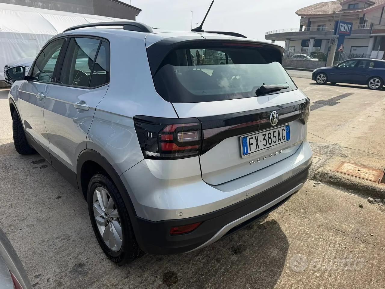 Volkswagen t-cross