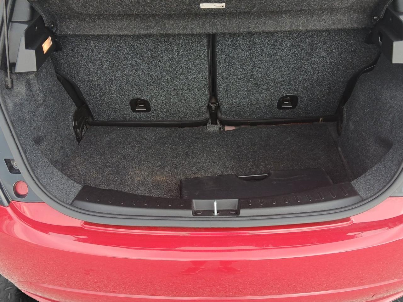 Lancia Ypsilon 5 Porte Ypsilon 1.2 Silver 69cv