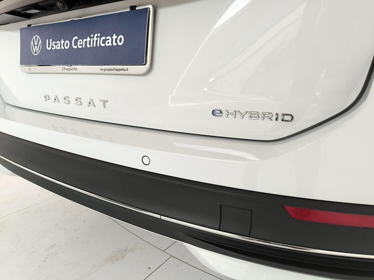 Volkswagen Passat 1.5 tsi ehybrid business 204cv dsg