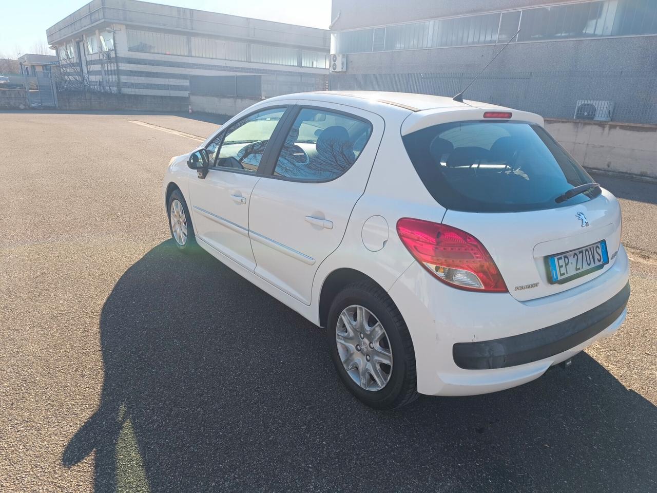 Peugeot 207 Plus 1.4 GPL 5 porte 13 SOLO 120.000kM