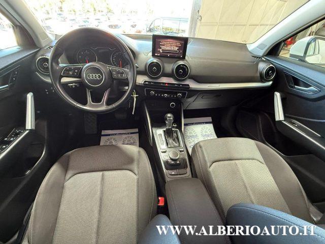 AUDI Q2 30 TDI S tronic Identity Black