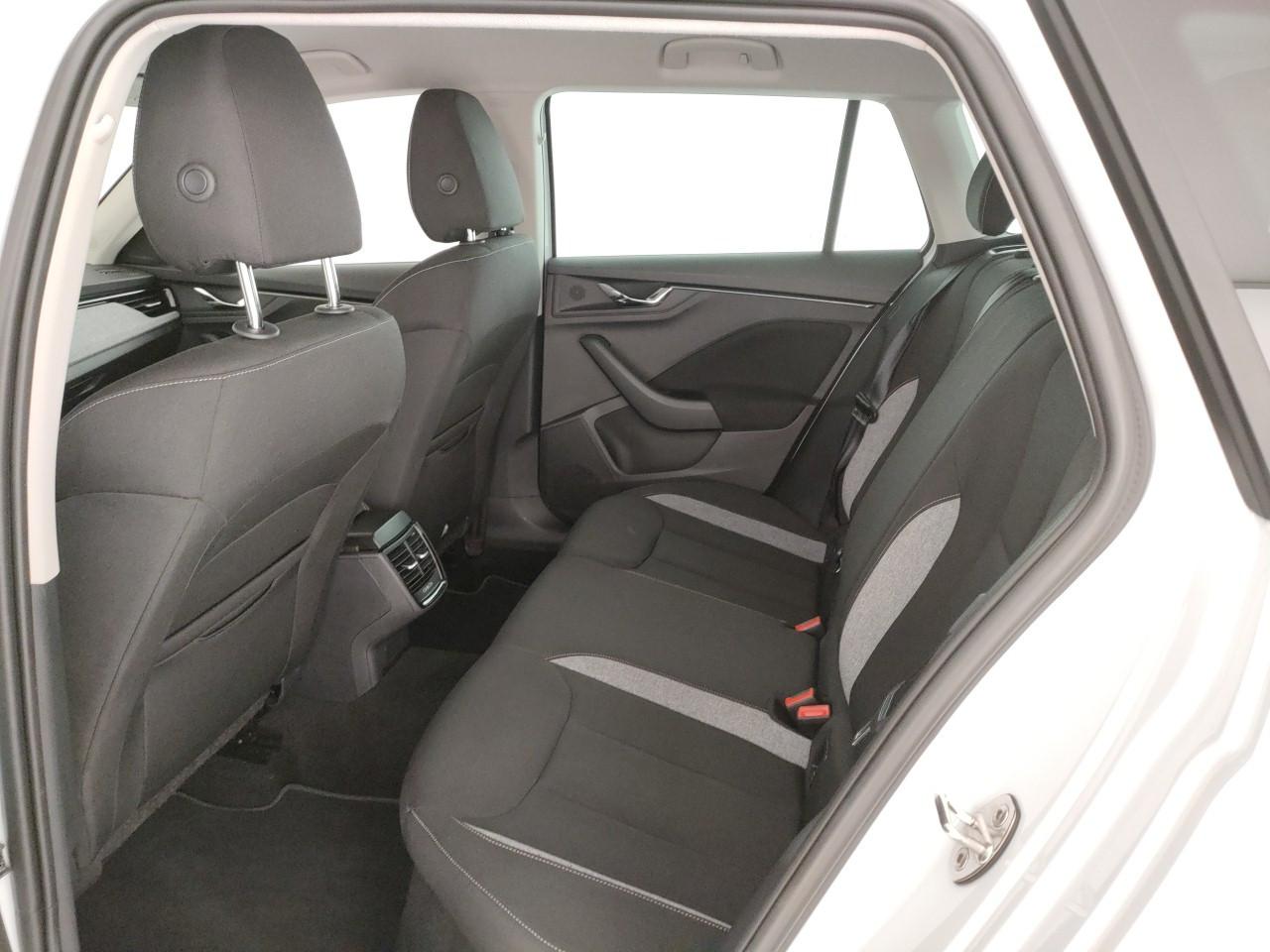 SKODA Kamiq 1.0 tsi Black Dots 95cv