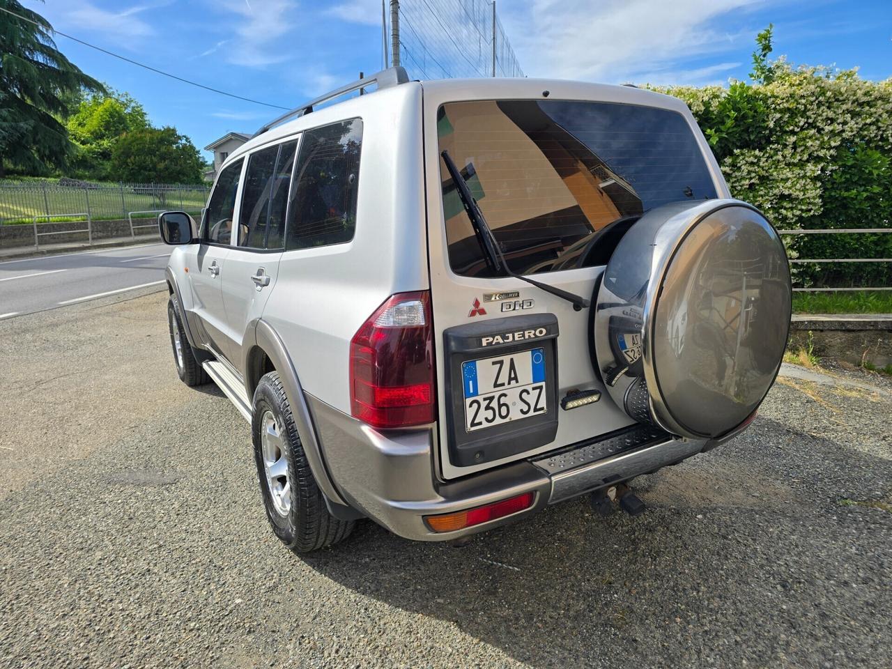 Mitsubishi Pajero 3.2 DID WAGON GLS 7 POSTI