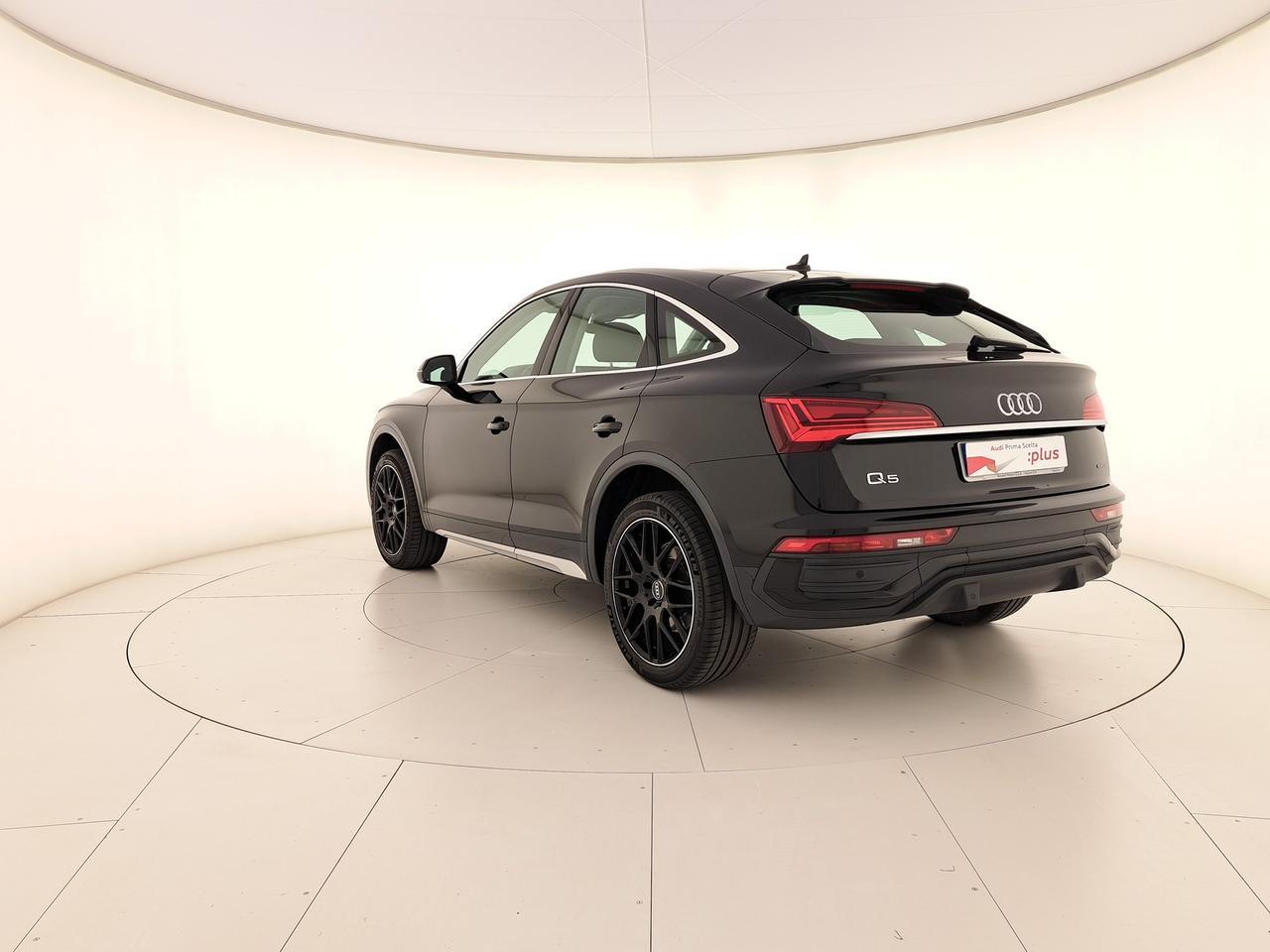 Audi Q5 sportback 40 2.0 tdi mhev 12v business advanced quattro s-tronic