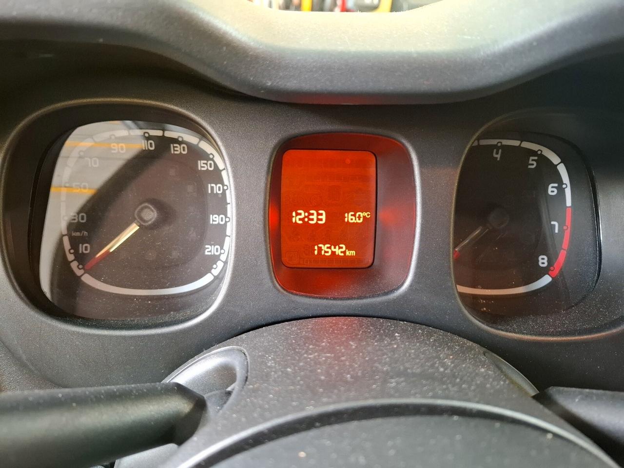 Fiat Panda noleggio Giornaliero o breve