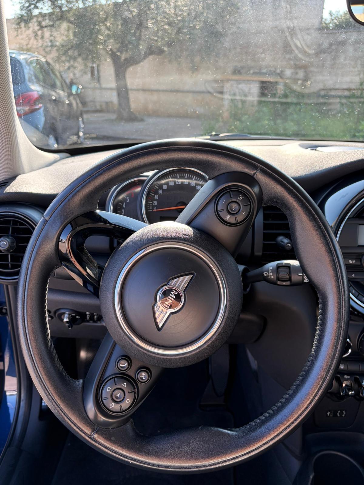 Mini 1.5 One D Hype