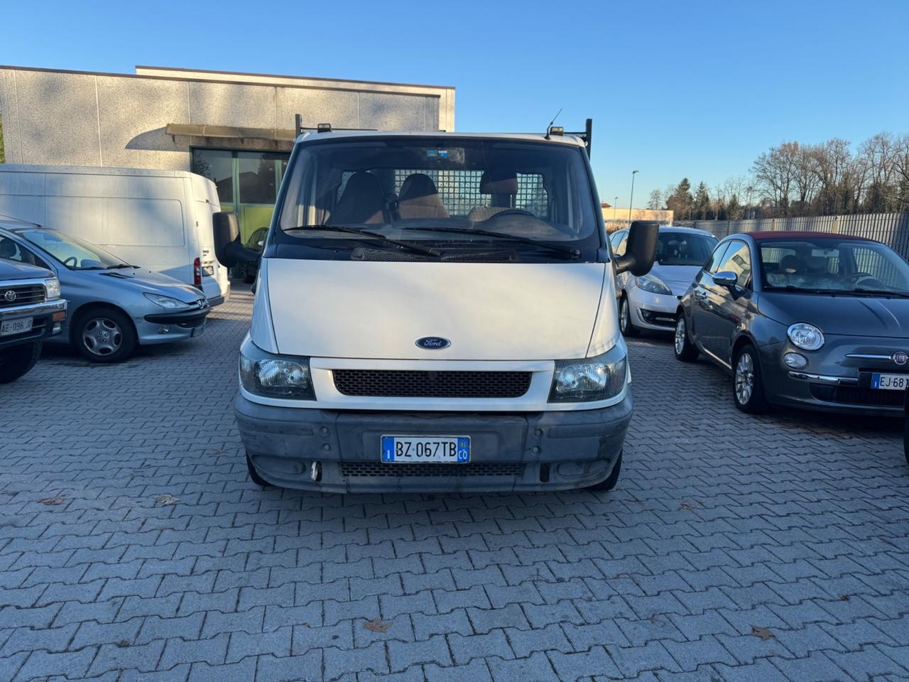 Ford Transit/Tourneo/Bus Transit 330 2.4 TD/90 RIBALTABILE TRE LATERALI