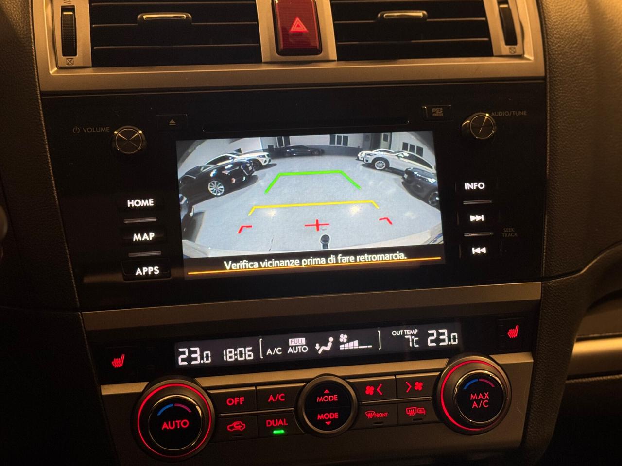 Subaru OUTBACK 2.0d Automatico 4x4 Gancio Traino !