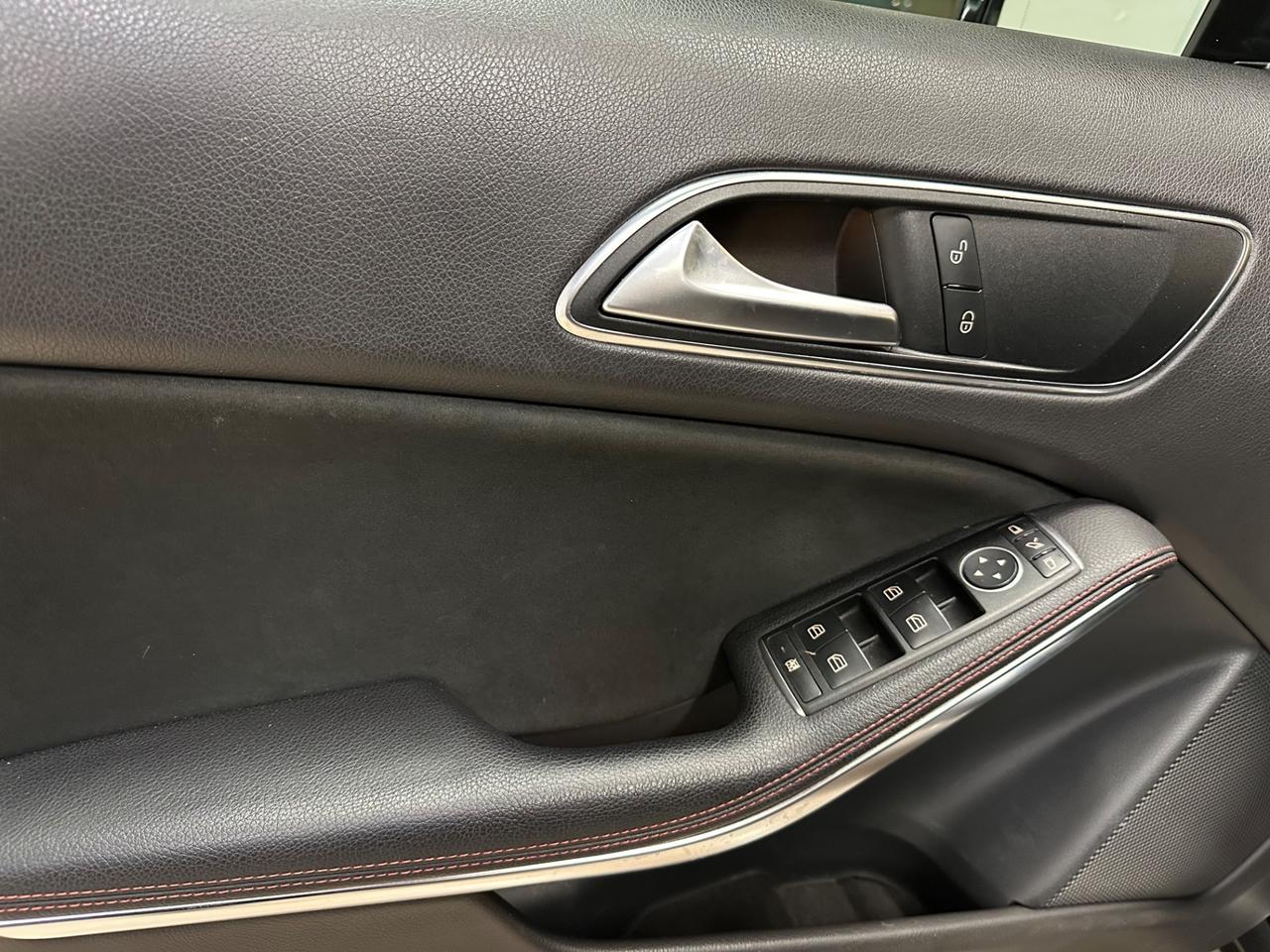 Mercedes-benz GLA 200 PREMIUM AMG 4 MATIC