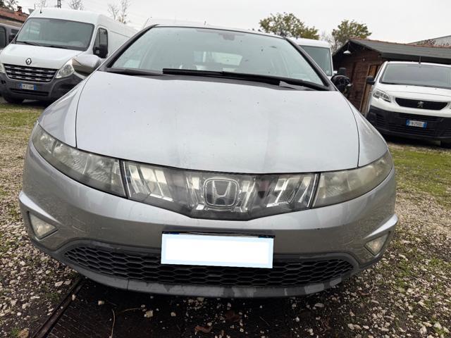 HONDA Civic 1.8 i-VTEC 5p. Comfort