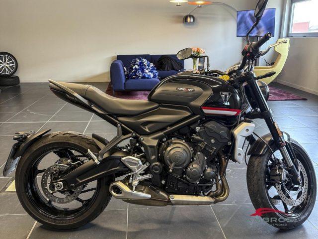 TRIUMPH Trident 660