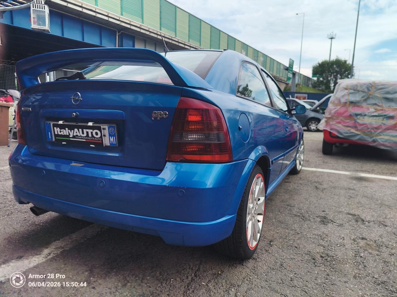 Opel Astra 2.0i Turbo 16V cat 3 porte OPC