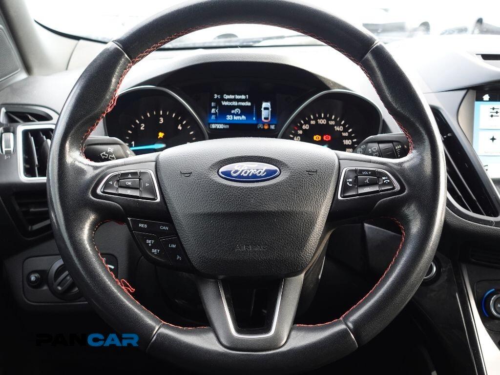 Ford Kuga 2.0 TDCI 150 CV S&S 4WD ST-Line