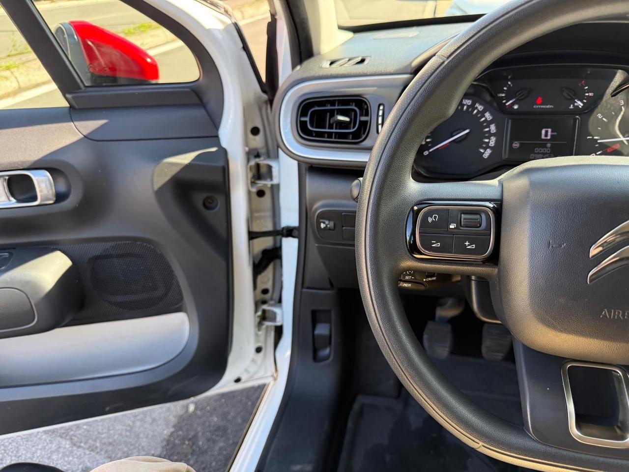 Citroen C3 83cv Benzina 5 porte Shine Navi bicolor pdc