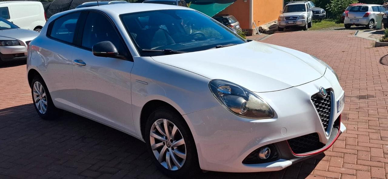 Alfa Romeo Giulietta 1.6 JTDm 120 CV Super neopatentati diesel