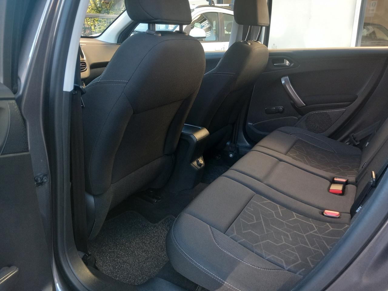 Peugeot 2008 BlueHDi 75 Active