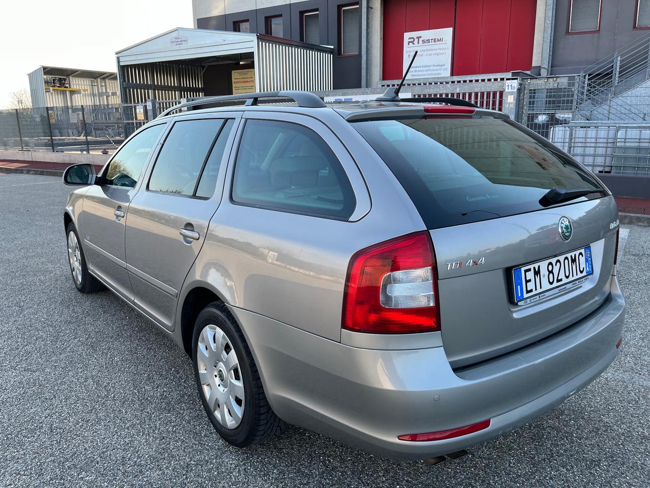 Skoda Octavia 2.0 TDI CR F.AP. DSG 4X4 Wagon Ambition