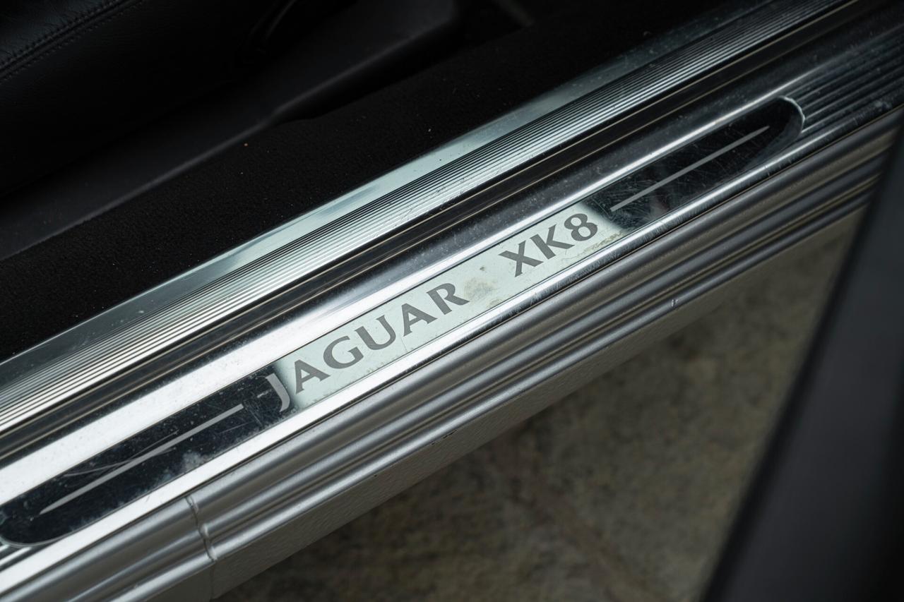 Jaguar XK8 - JAG00081