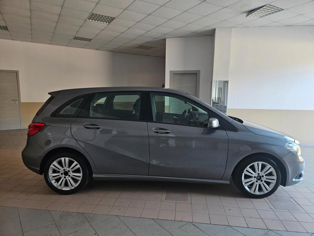 Mercedes-benz B 180 B 180 CDI Automatic Premium