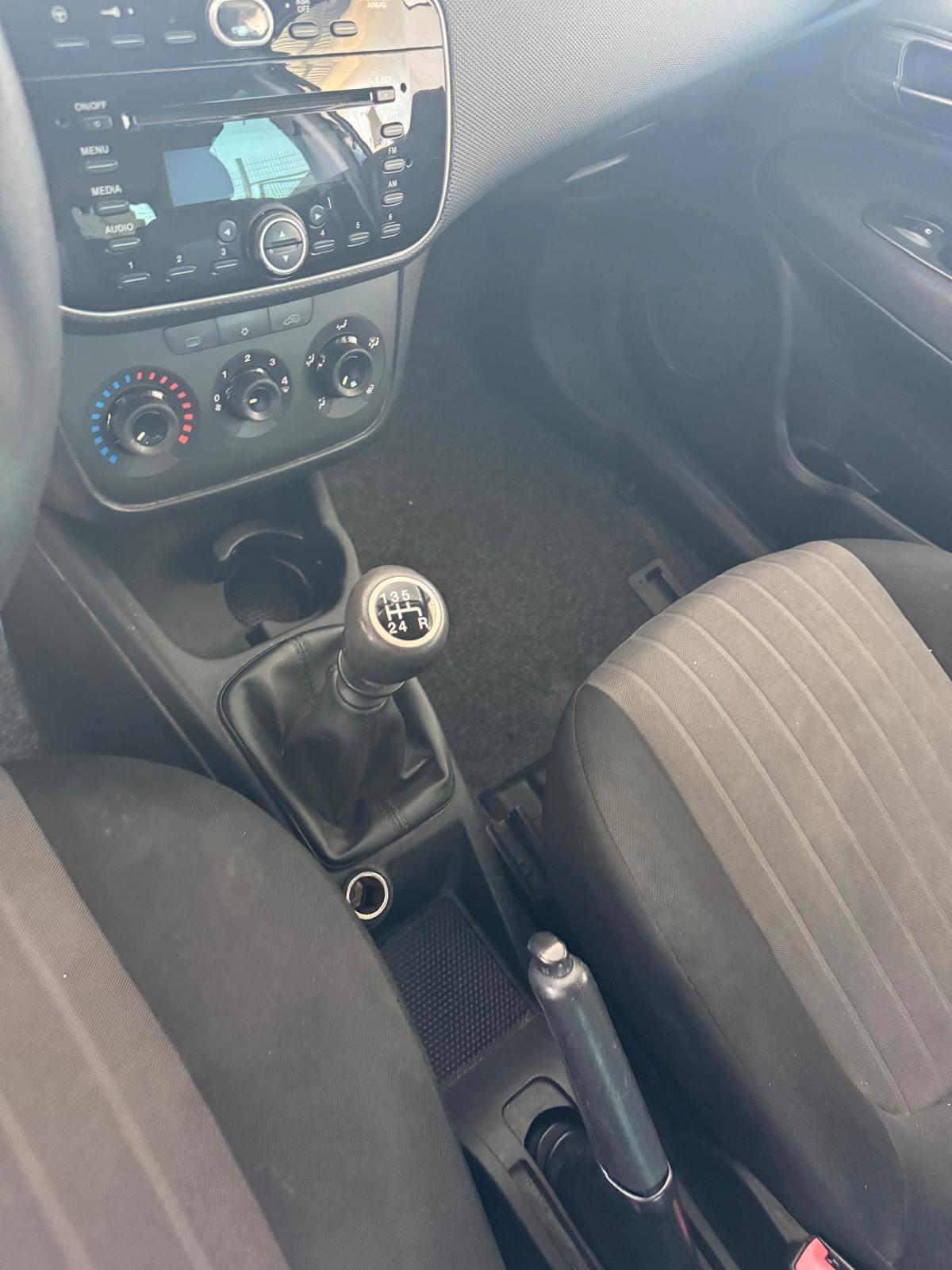 Fiat Punto 1.2 8V 5 porte Street GPL
