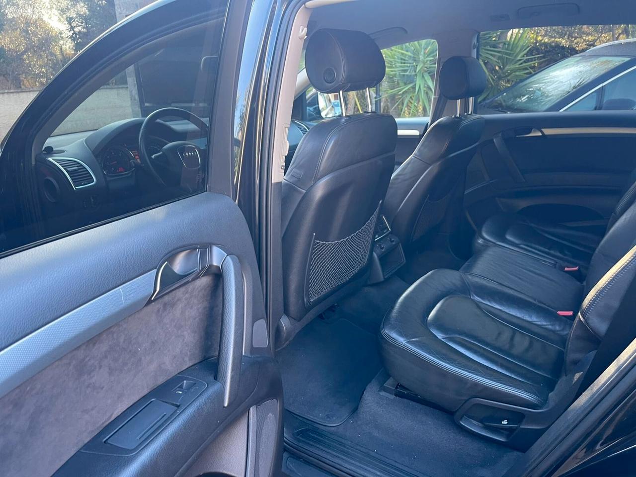 Audi Q7 3.0 V6 TDI 233CV AUTOCARRO